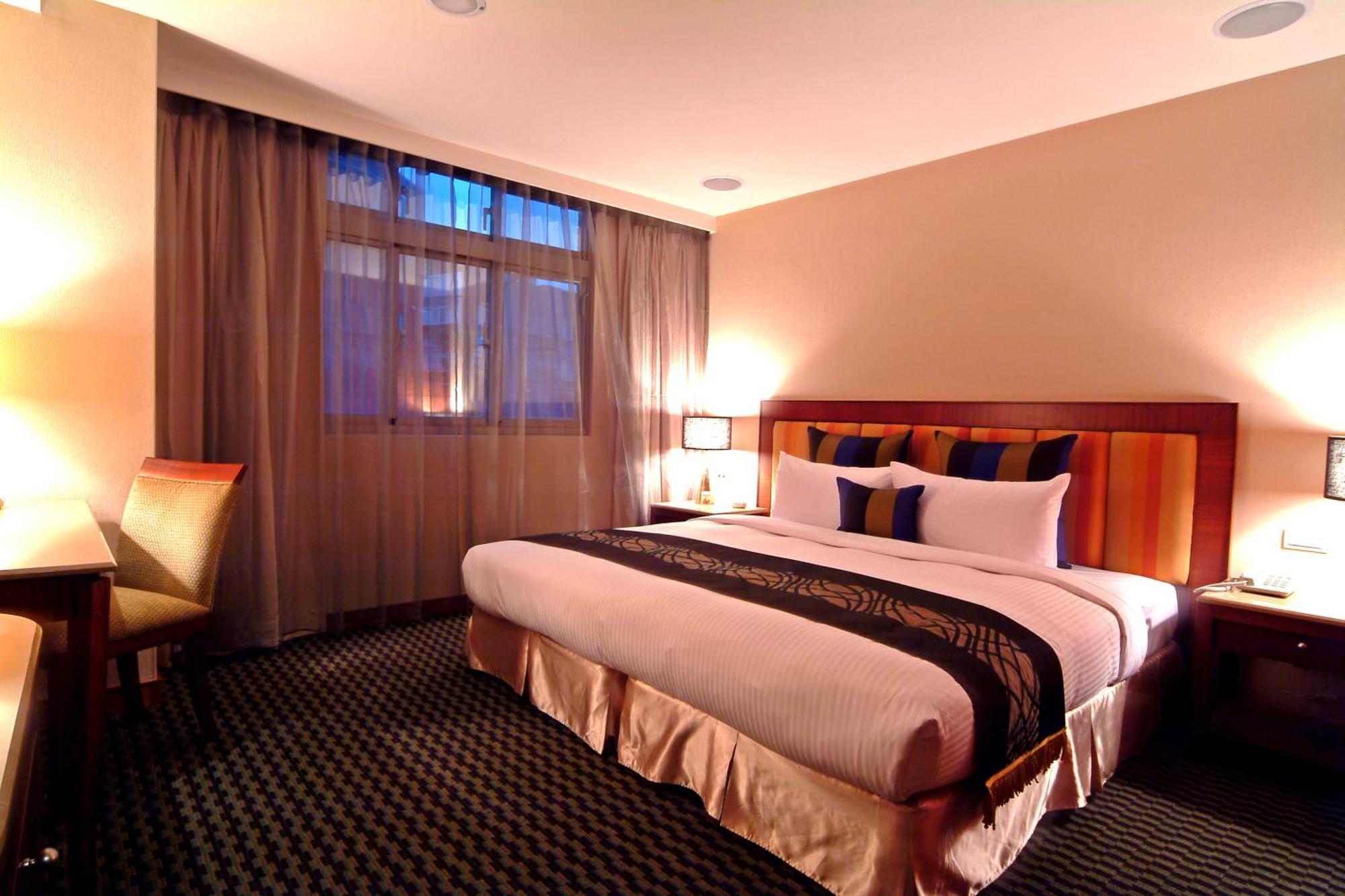 Jingan Classic Inn Джунхъ Екстериор снимка