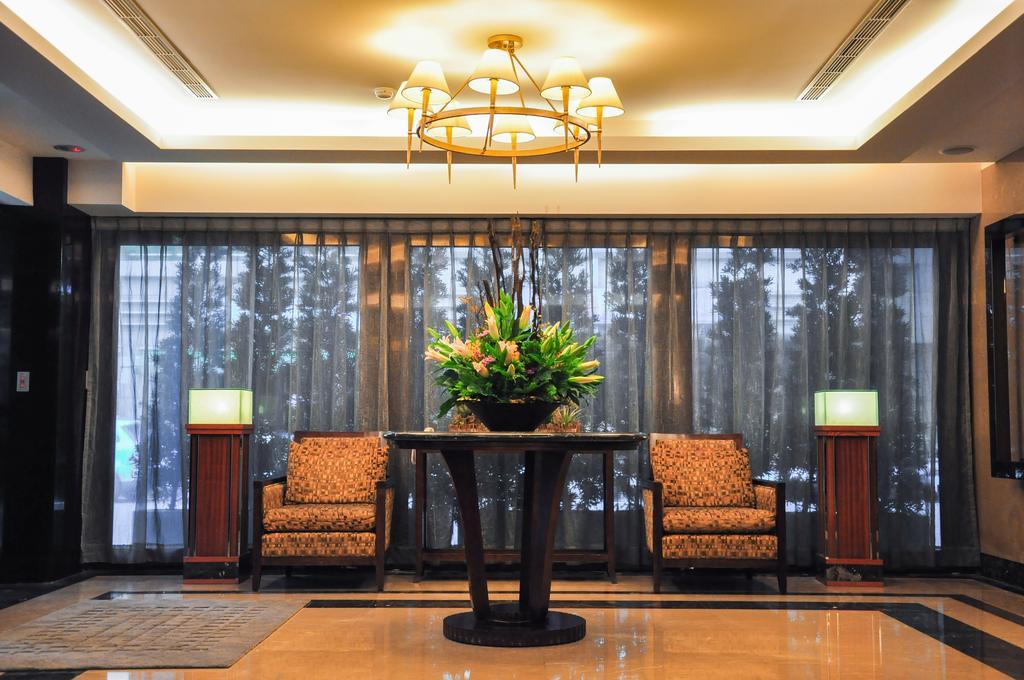 Jingan Classic Inn Джунхъ Екстериор снимка