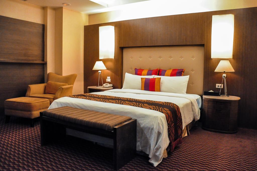 Jingan Classic Inn Джунхъ Екстериор снимка
