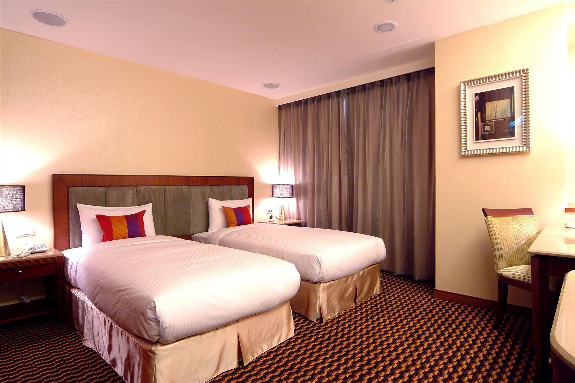 Jingan Classic Inn Джунхъ Екстериор снимка