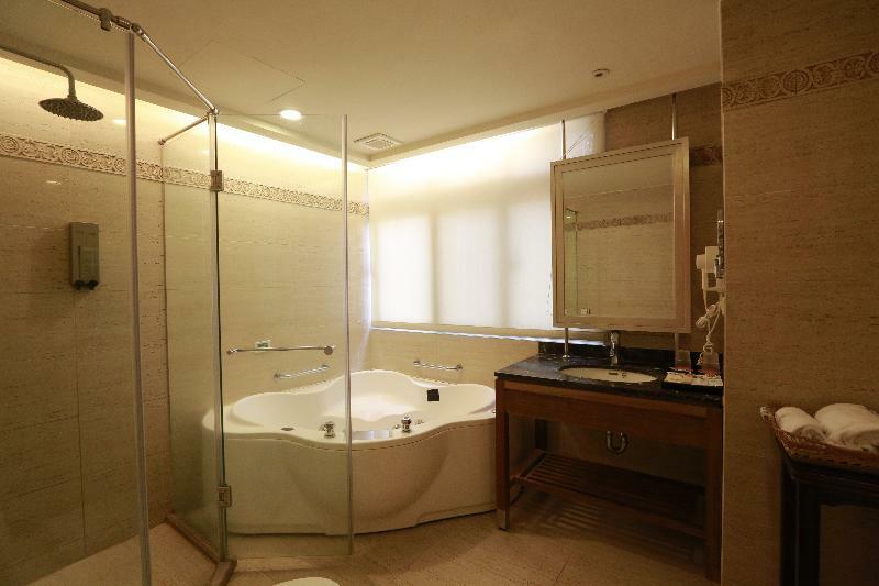 Jingan Classic Inn Джунхъ Екстериор снимка